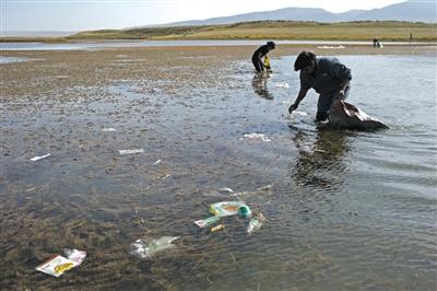 知识产权青海湖的垃圾之殇:环卫工劝阻扔垃圾常挨骂